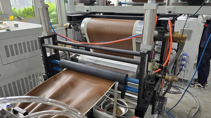 &laquo;Soffit панелі, Soffit панелі&raquo; желісі