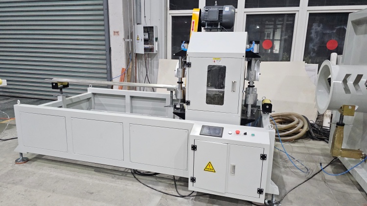 Жоғары тиімді Pvc құбырларын жасау машинасының өндірістік желісі