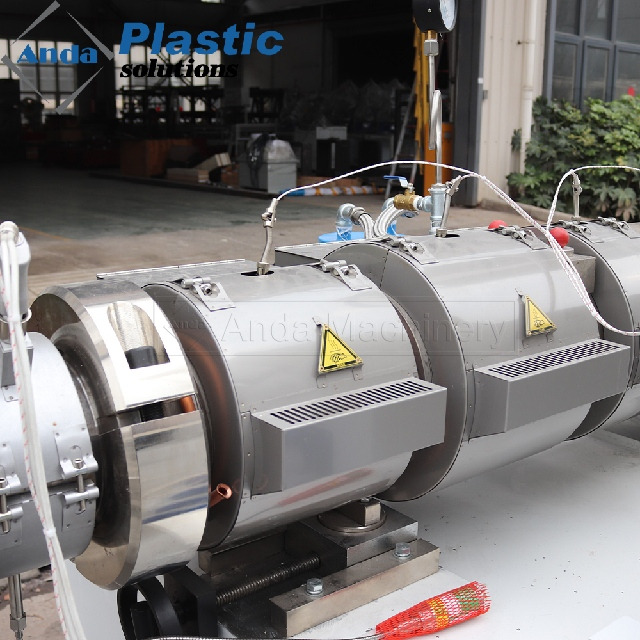 Anda ПВХ қабырға панеліне арналған машиналар пластикалық экструдер машинасы