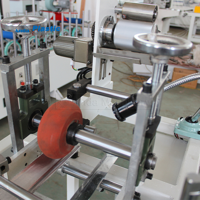 Бұрыштық қыстырғышқа арналған онлайн ыстық штамптау және ламинация